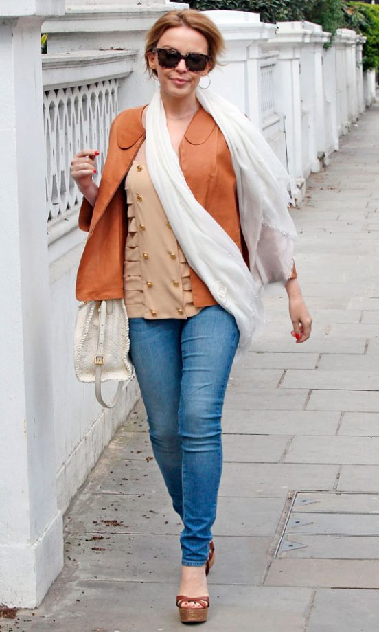 Kylie Minogue Rules Off-Duty Perfection Yet Again! 2012
