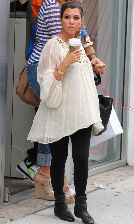 Kourtney Kardashian Glows in This Feminine, Floaty Tunic, 2012