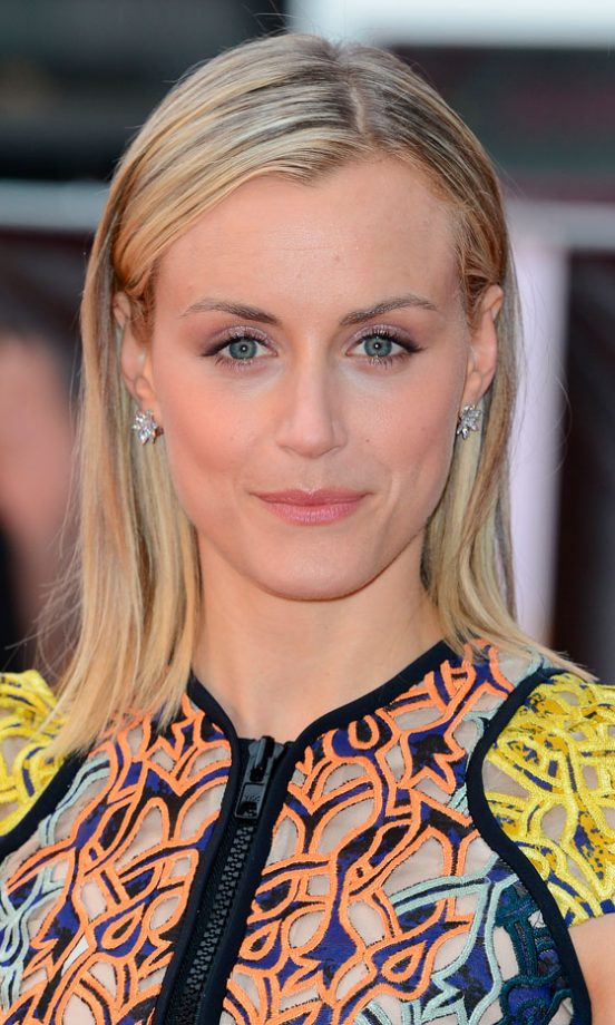 Taylor Schilling Lets Her Dress Do The Talking With Simple Hair And Make-Up, 2012