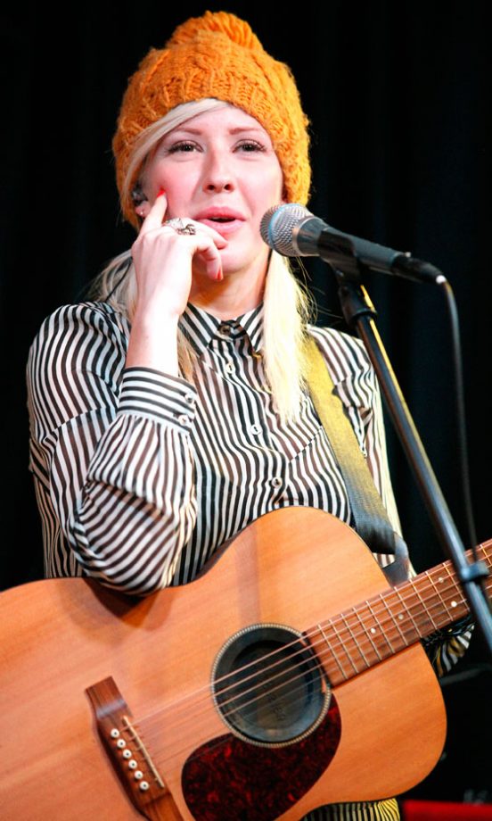 Ellie Goulding Onstage In A Mustard Bobble Hat, 2012