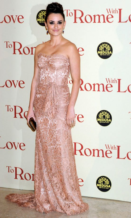 Penelope Cruz Oozes Sophistication In This Dusky Pink Gown, 2012