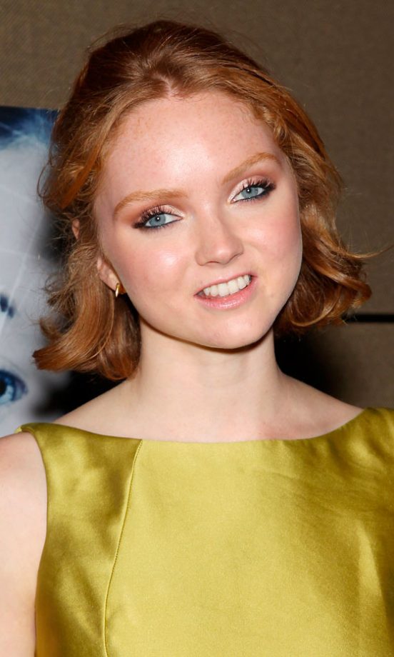 Lily Cole Choose Neutral Make-Up Colours So That All Eyes Are On Her Dress, 2012
