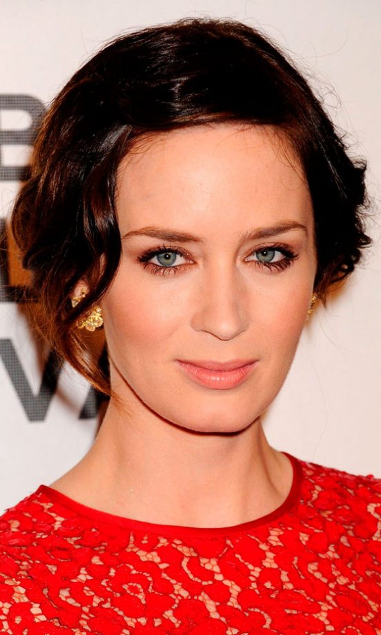 Emily Blunt Sports A classic Up-Do So All Attention Is On Her Gorgeous Dress, 2012