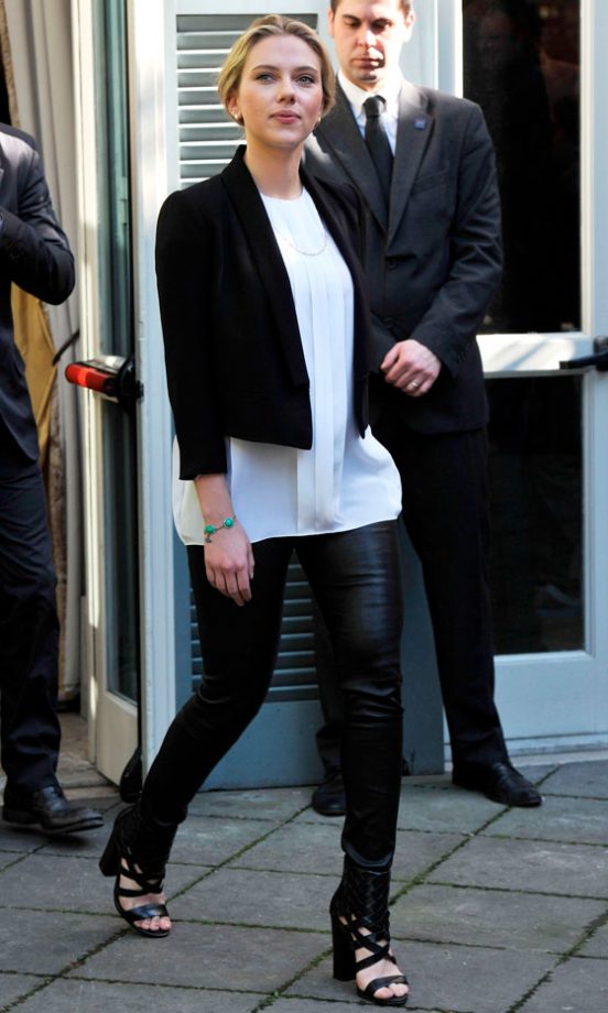 Scarlett Johansson Knows It's All About Monochrome To Make An Understated Impact, 2012