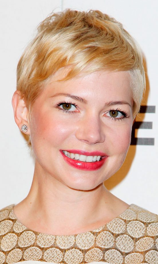 Michelle Williams Owns The Perfect Golden Pixie Crop, 2012