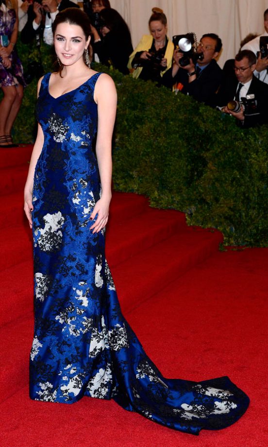 Bee Shaffer Looked Pretty In A Blue Floral Dress At The Met Ball 2012