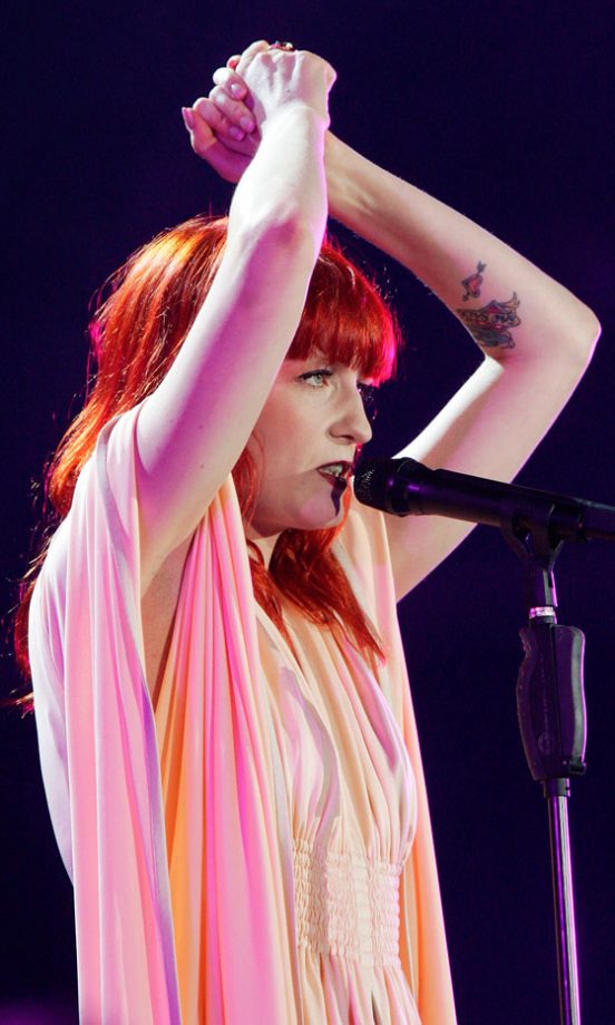 Florence Welch Showed Off Her Tattoo At The Isle of Wight Festival, 2010
