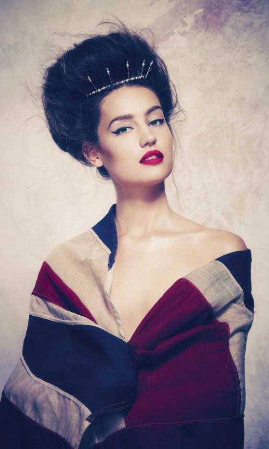 Get The Crowning Glory Beehive Look