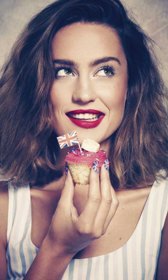 Get Great Union Jack Nails