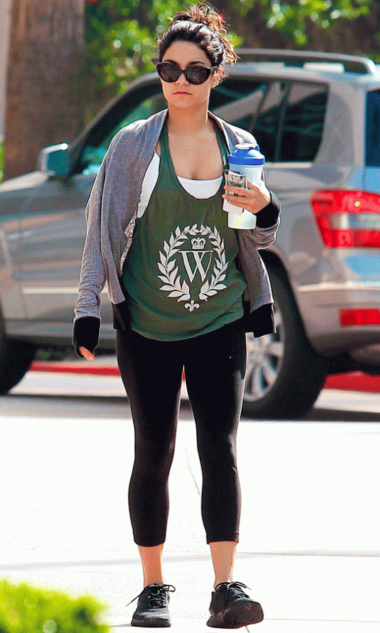 Vanessa Hudgens Sported Leggings And A Jersey Top For A Gym Look, 2012