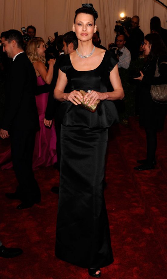 Linda Evangelista Kept It Simple In A Chic Black Prada Dress At The Met Ball 2012