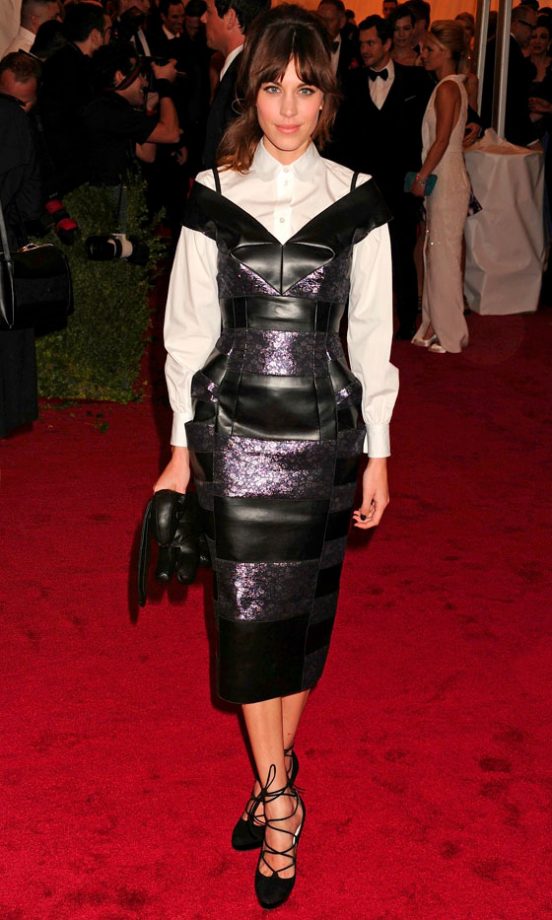 Alexa Chung Stuck To Her Favourite Colours In This Sleek Monochrome Dress At The Met Ball 2012