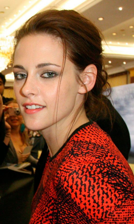 Kristen Stewart's Hair Proved Less Is More At The Premiere Of Snow White And The Huntsmen, 2012