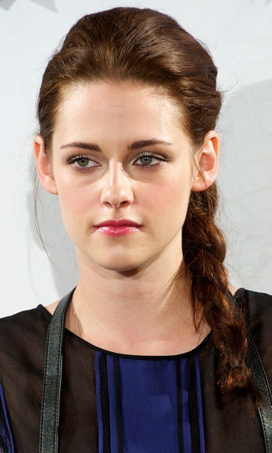 Kristen Stewart's Hair Was Pulled Into A Cute Plait At The Snow White And The Huntsmen Premiere, 2012