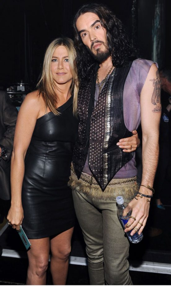 Jennifer Aniston And Russell Brand At The MTV Movie Awards 2012