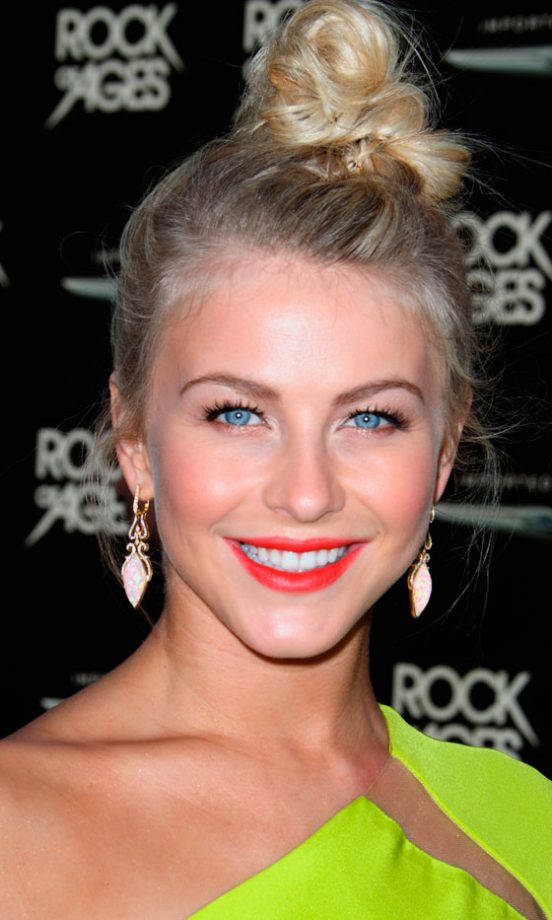 Julianne Hough At The Rock Of Ages LA Film Premiere, 2012
