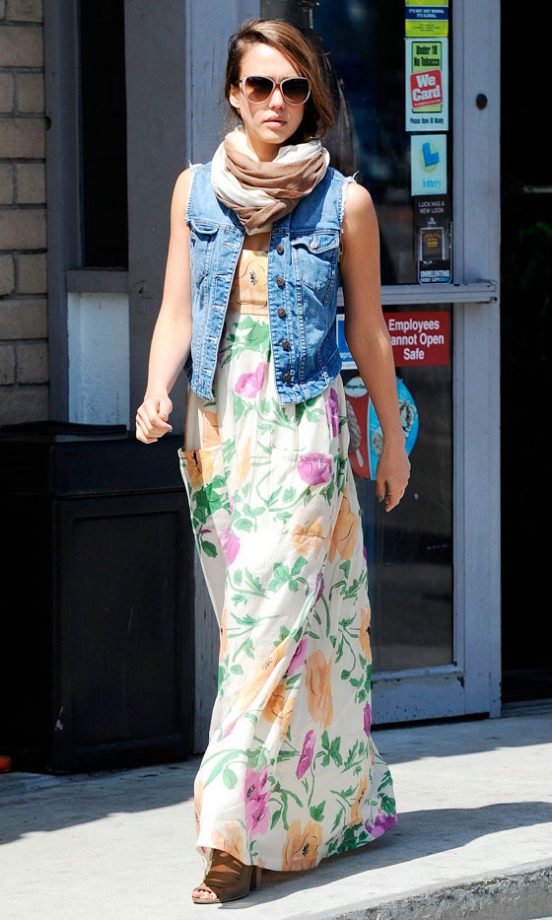 Jessica Alba Teamed Her Maxi Dress With Festival Essentials, 2012