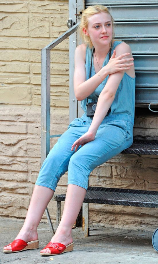 Dakota Fanning Filming Very Good Girls In New York, 2012