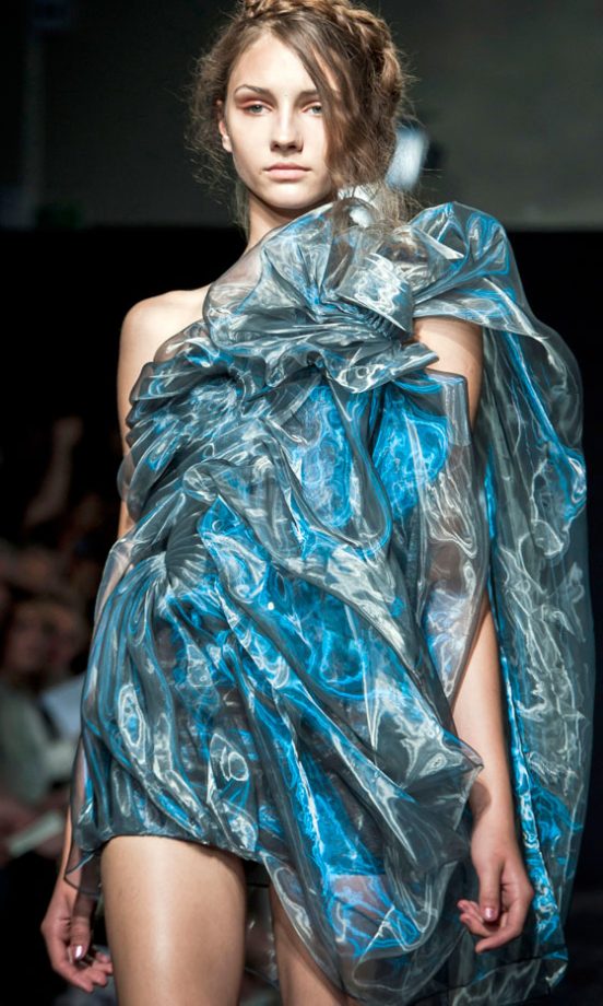 Yin Yiqing Show At Paris Haute Couture Fashion Week, 2012
