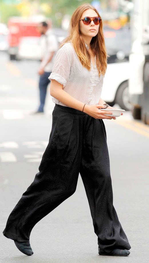 Elizabeth Olsen On The Set Of Very Good Girls, 2012