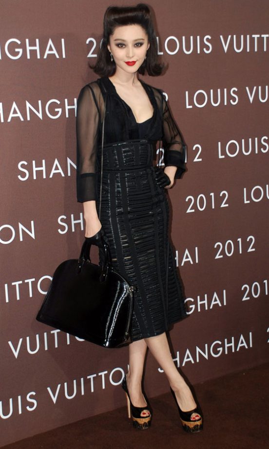 Fan Bingbing At The Louis Vuitton Fashion Show, Shanghai, China, 2012