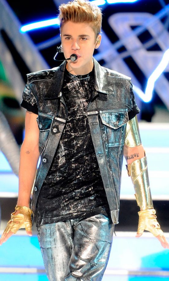 Justin Bieber At The Teen Choice Awards 2012