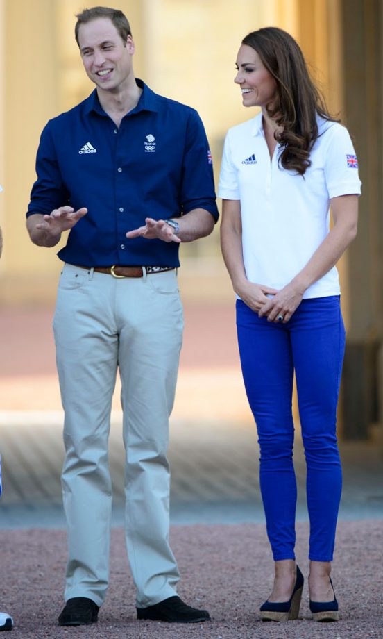 Kate Middleton And Prince William Watched The Olympic Torch Relay, 2012