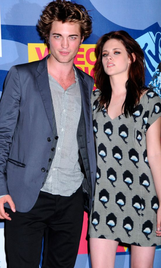 Robert Pattinson And Kristen Stewart At The MTV Video Music Awards, 2008