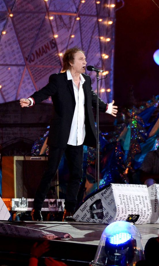 The Kinks At The Olympic Closing Ceremony