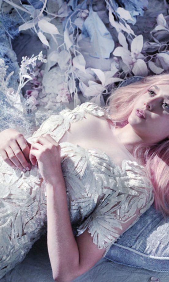 Elizabeth Olsen: Delicate Dress