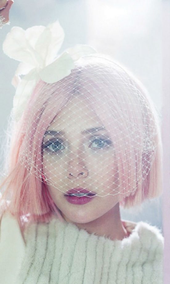 Elizabeth Olsen: Flower Girl