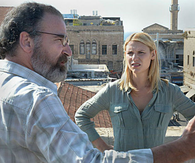Claire Danes and Mandy Patinkin star with Damian Lewis in Homeland season two!