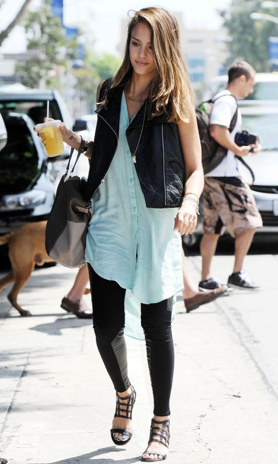 Jessica Alba Out In LA, 2012