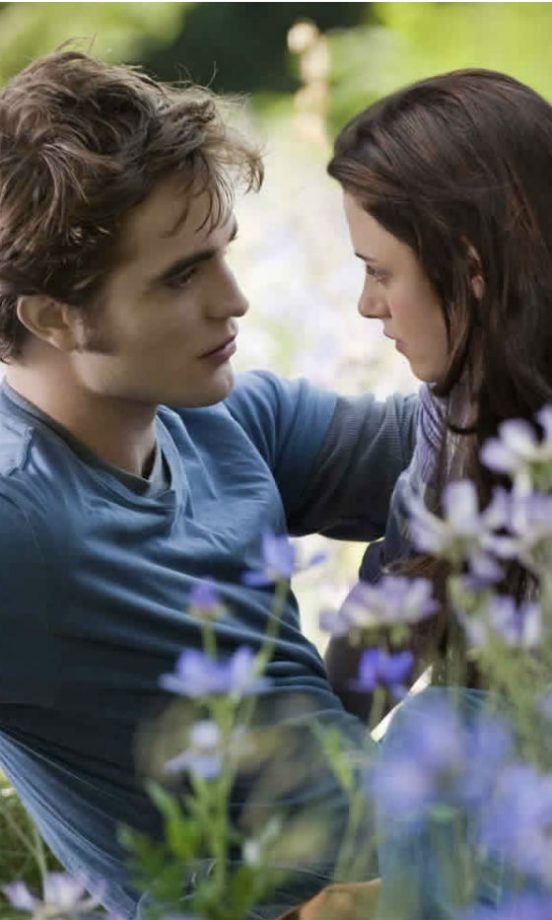 Robert Pattinson & Kristen Stewart: 'Twilight'