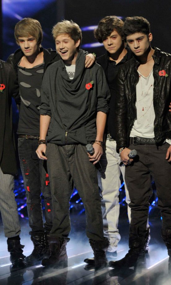 One Direction: Dress Up