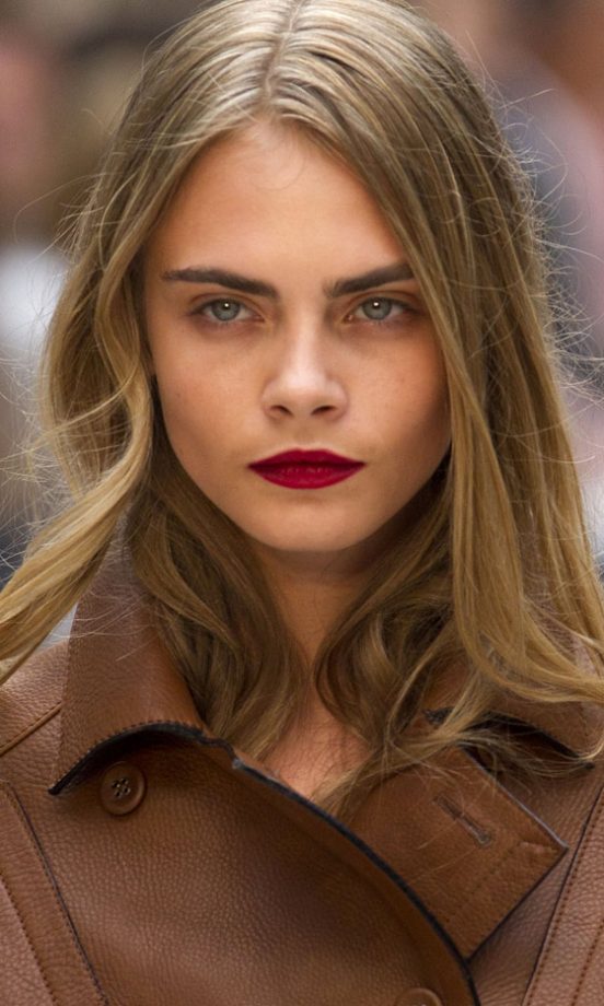 Cara Delevingne Stormed The Burberry Runway With Her Dark Blonde Curls At London Fashion Week SS13, September 2012
