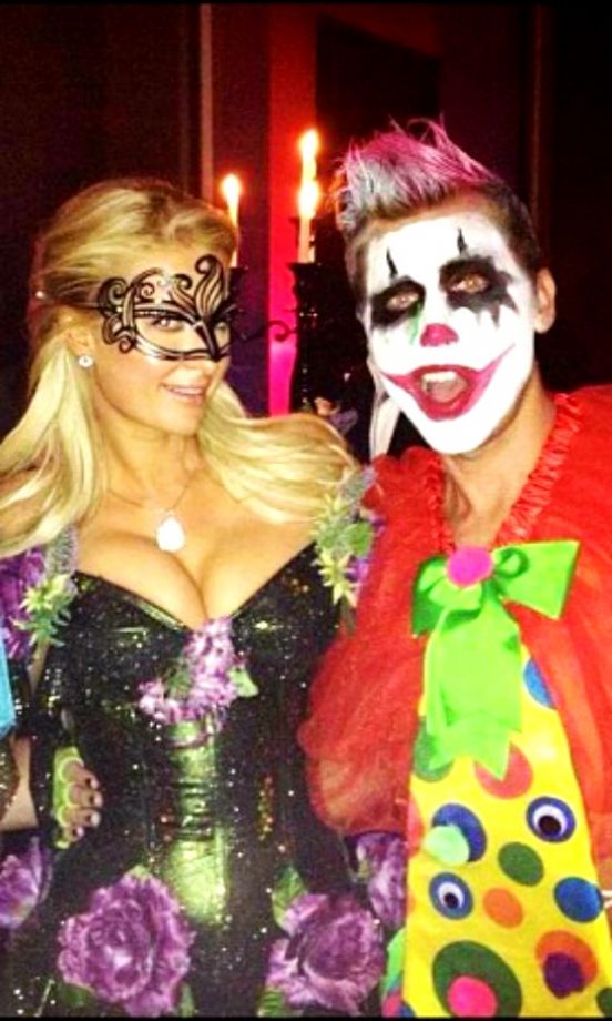Celebrity Halloween Costumes: Paris Hilton & *NSync's Lance Bass (@parishilton)