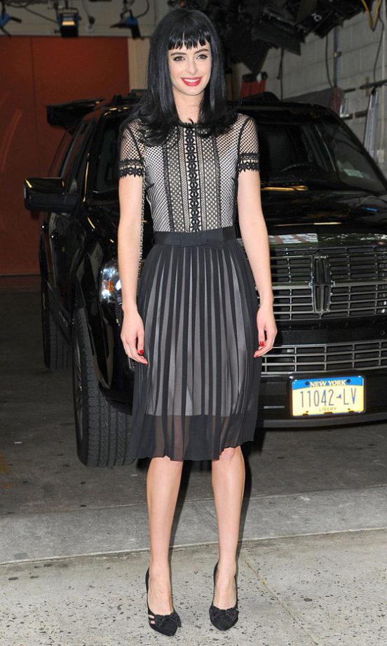 Krysten Ritter On 'Live With Kelly And Michael' In New York, 2012