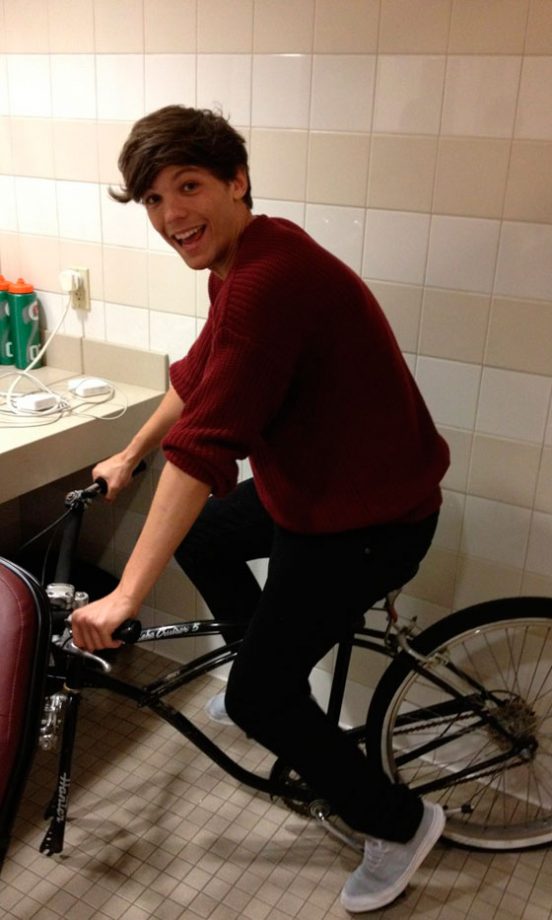 We Don't Think You'll Get Far On That Louis Tomlinson @Louis_Tomlinson! 2012