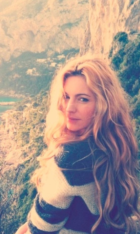 Kelly Brook @IAmKellyBrook Takes In The View, 2012