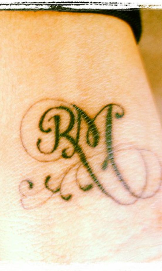 Rochelle Wiseman @RochelleTheSats Shares Her New Tattoo, 2012