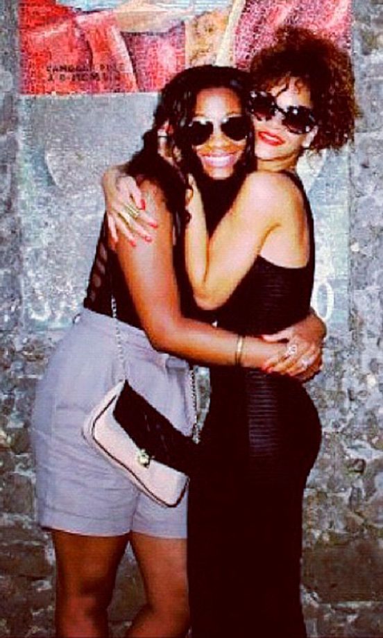 Love The Pic Rihanna @Rihanna! 2012