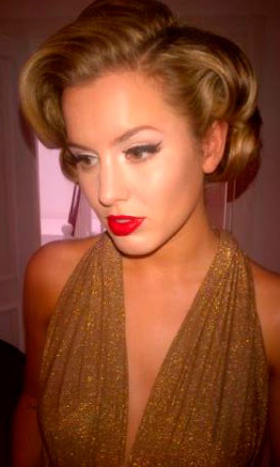 Wow, Caggie Dunlop @Caggie_Dunlop! 2012