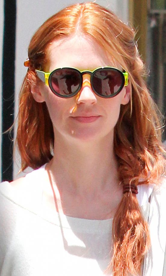 January Jones Debuted A New Red Hairstyle, 2012