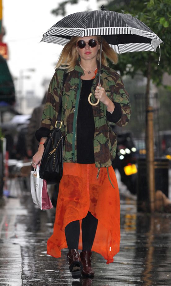 Fearne Cotton's Tangerine Skirt Gives A Summer Twist On A Rainy Day, 2012