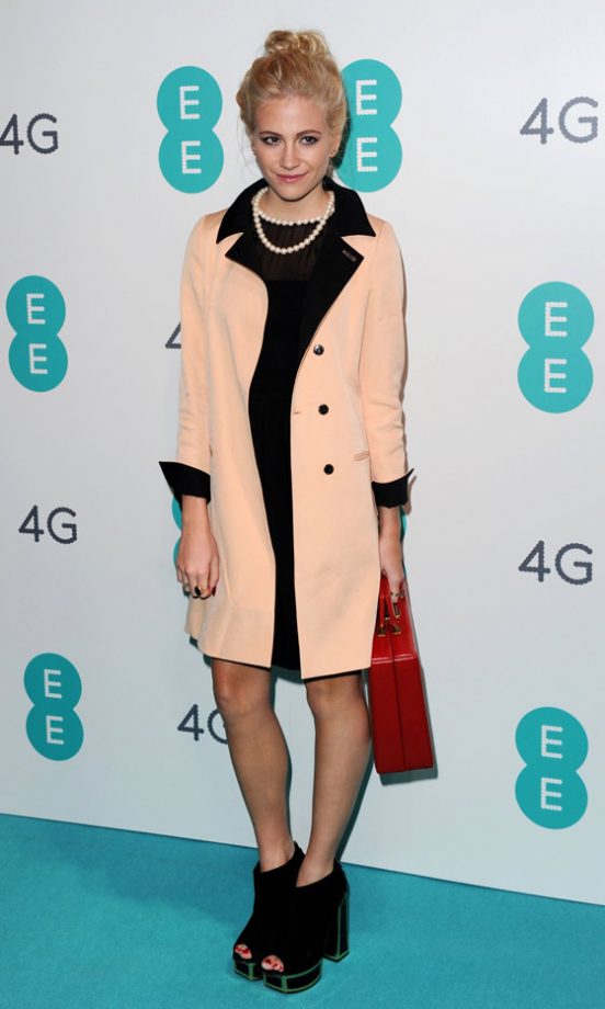 Pixie Lott At The Everything Everywhere Event, 2012