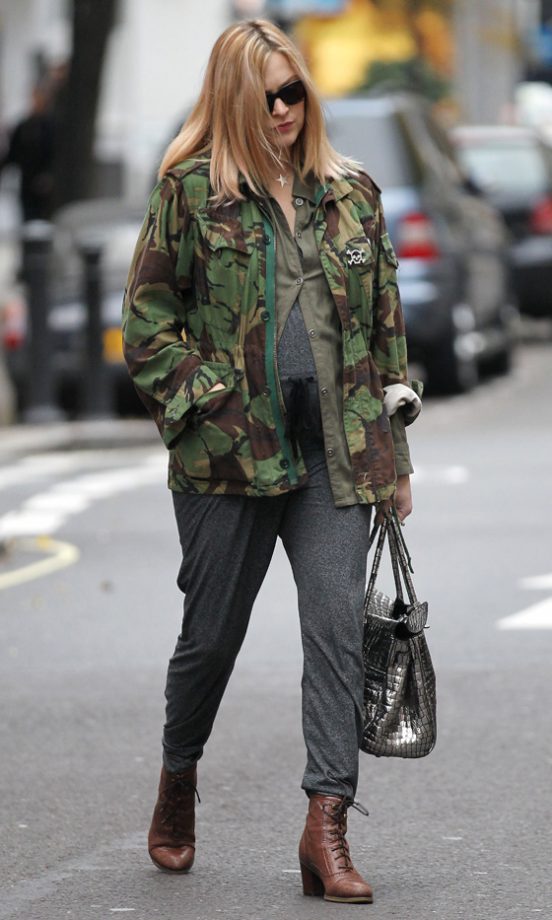Fearne Cotton Out In London, 2012