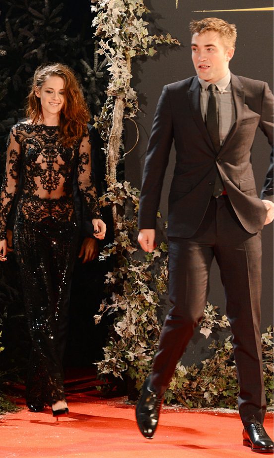 Kristen Stewart And Robert Pattinson At The London Premiere Of Twilight Breaking Dawn Part 2, 2012