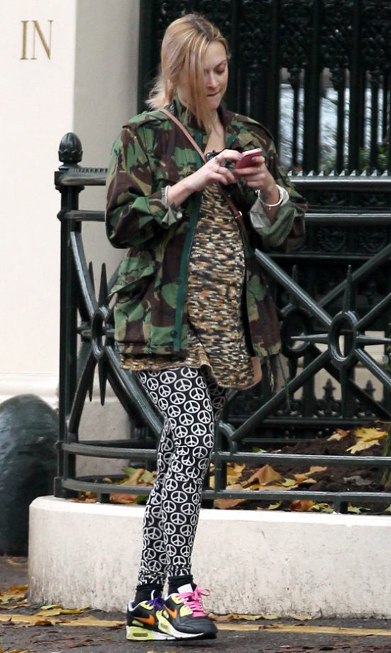Fearne Cotton Out In London, 2012