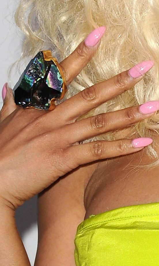 Nicki Minaj's Ring At The American Music Awards, 2012